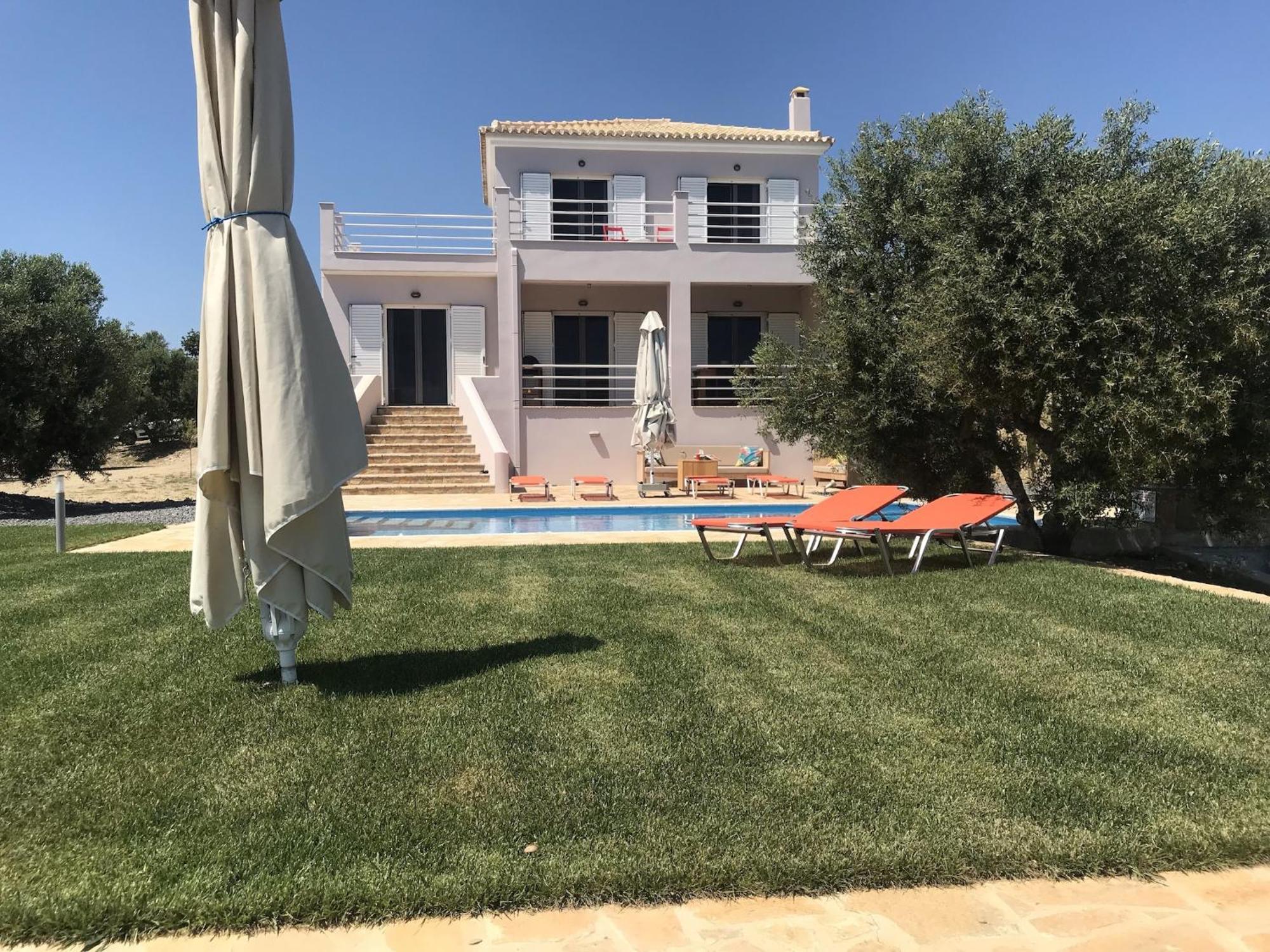 Luxurious Villa In Peloponnese With Swimming Pool Kamaria  Екстер'єр фото
