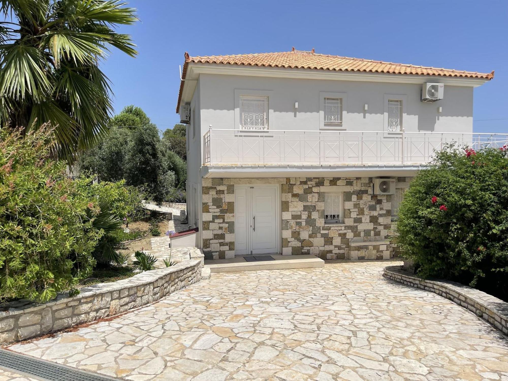 Luxurious Villa In Peloponnese With Swimming Pool Kamaria  Екстер'єр фото